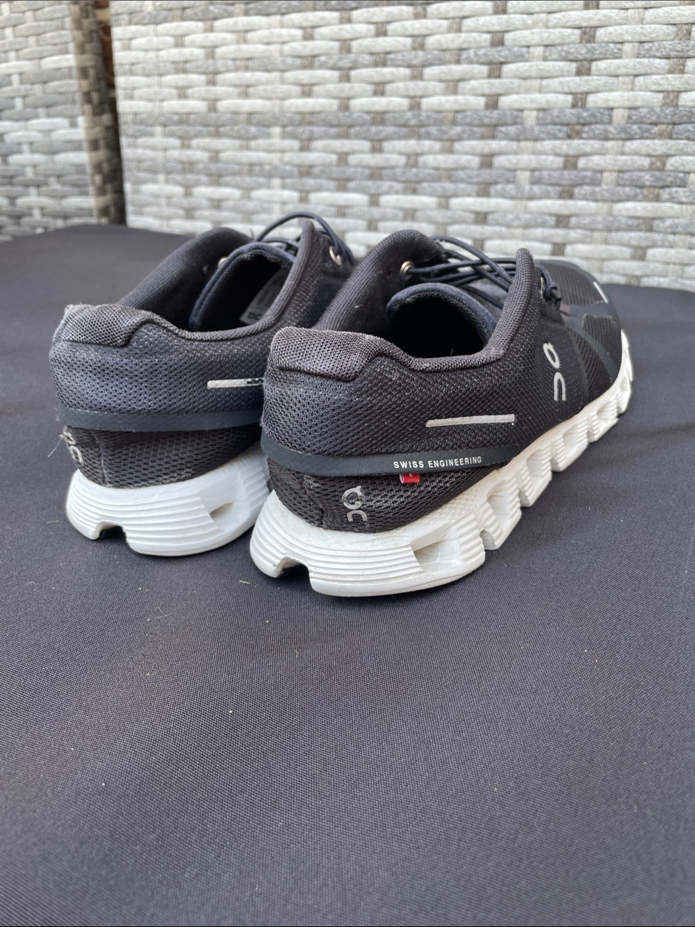 On Running Women’s Cloudswift Running Shoes - Black/White - Picture 2 of 3